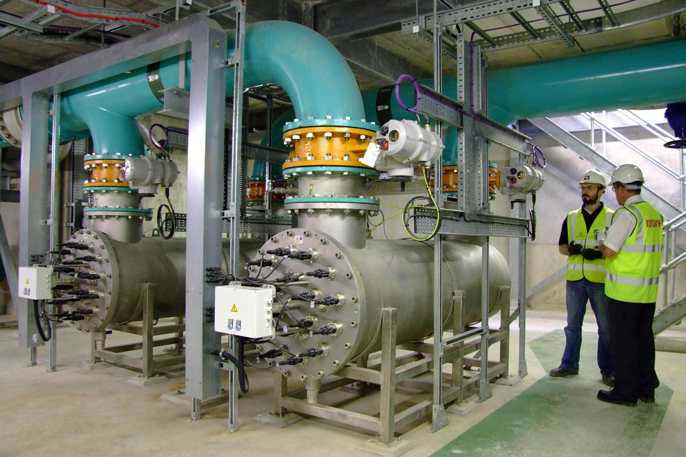 Valve actuators control flow